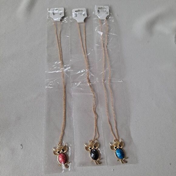 3 Owl pendant Necklace & earring sets Nwt - Picture 1 of 4